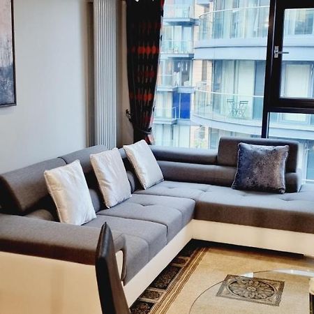 Waterside Apartment Canary Wharf Londra Exterior foto