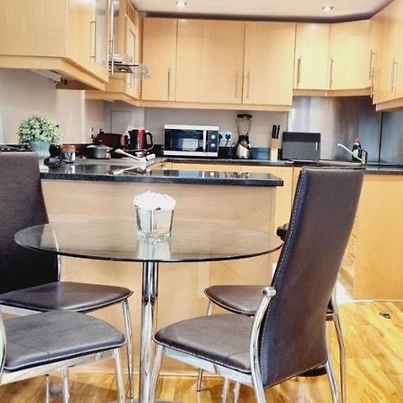 Waterside Apartment Canary Wharf Londra Exterior foto