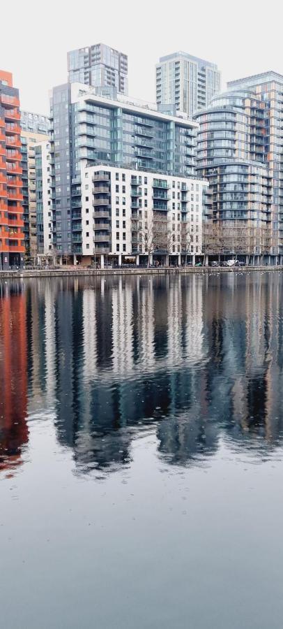 Waterside Apartment Canary Wharf Londra Exterior foto