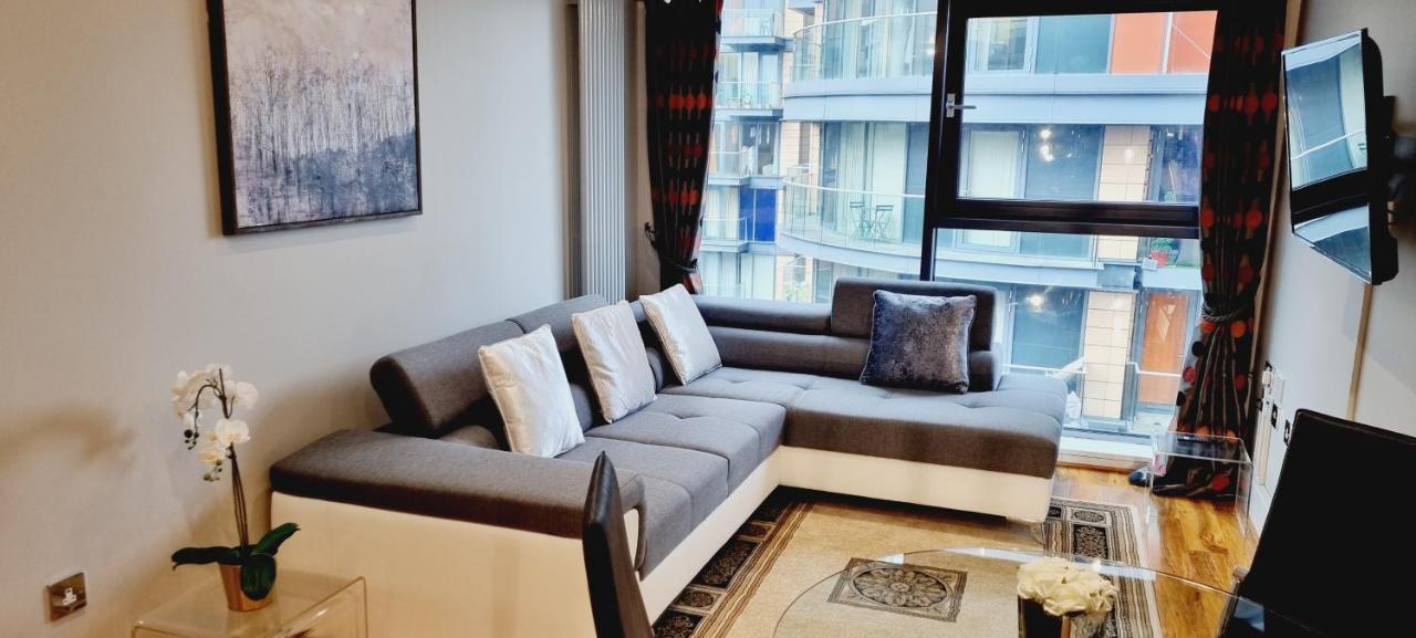 Waterside Apartment Canary Wharf Londra Exterior foto